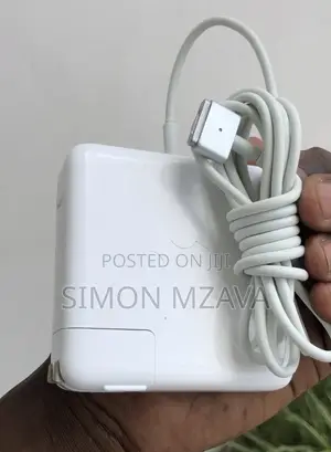 Macbook Original Adapters