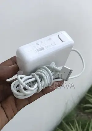 Macbook Original Adapters