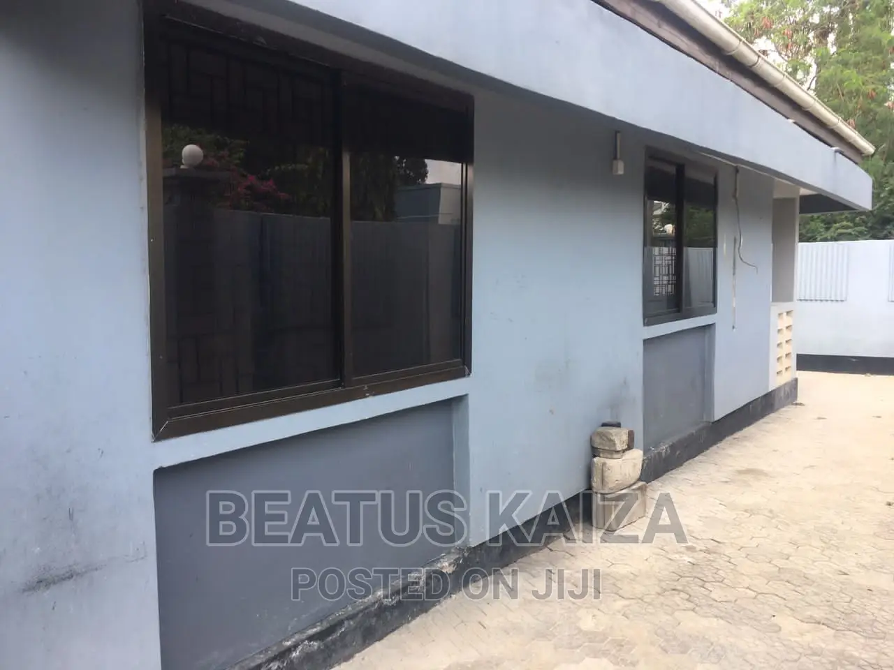 4bdrm Bungalow in Sinza Kitambaa for sale
