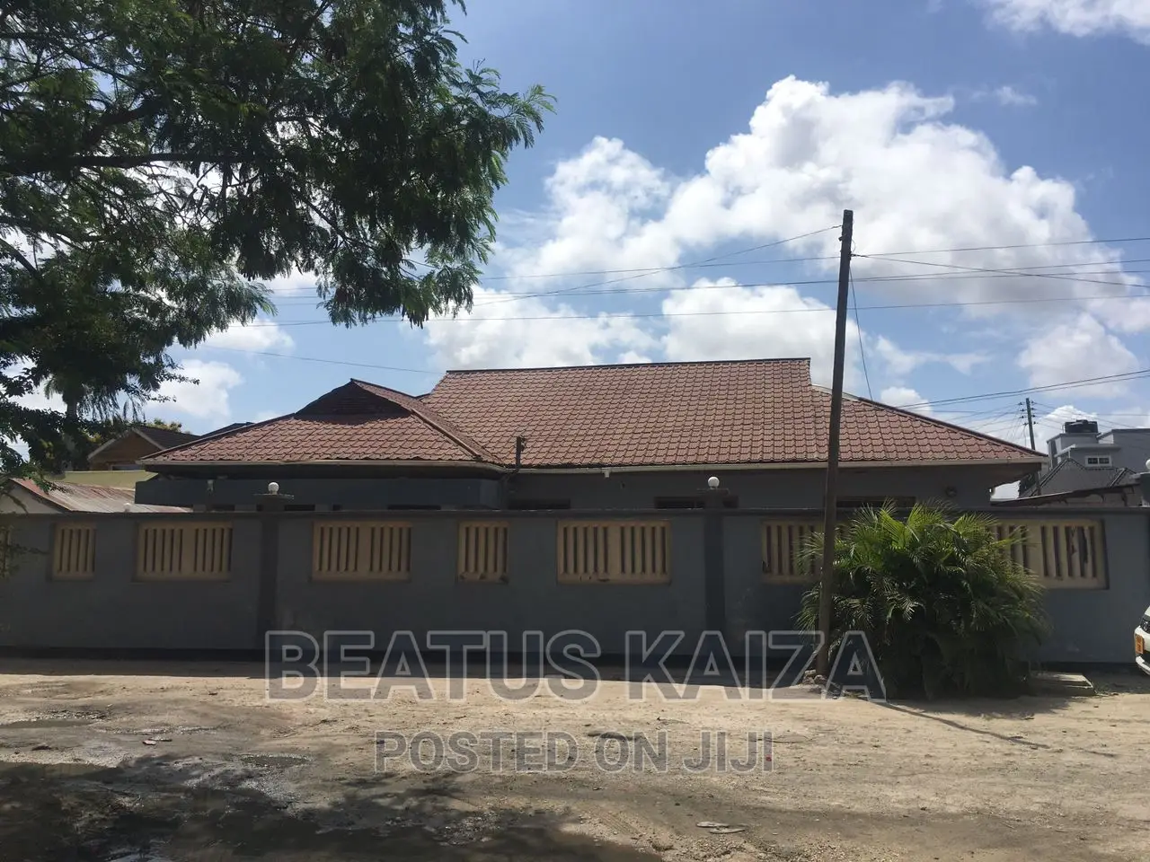 4bdrm Bungalow in Sinza Kitambaa for sale