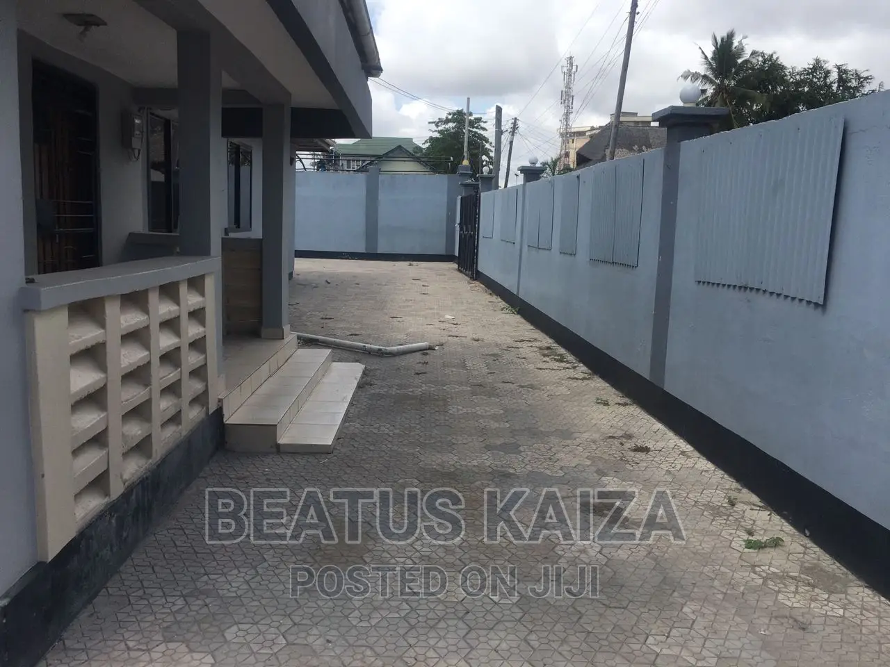 4bdrm Bungalow in Sinza Kitambaa for sale