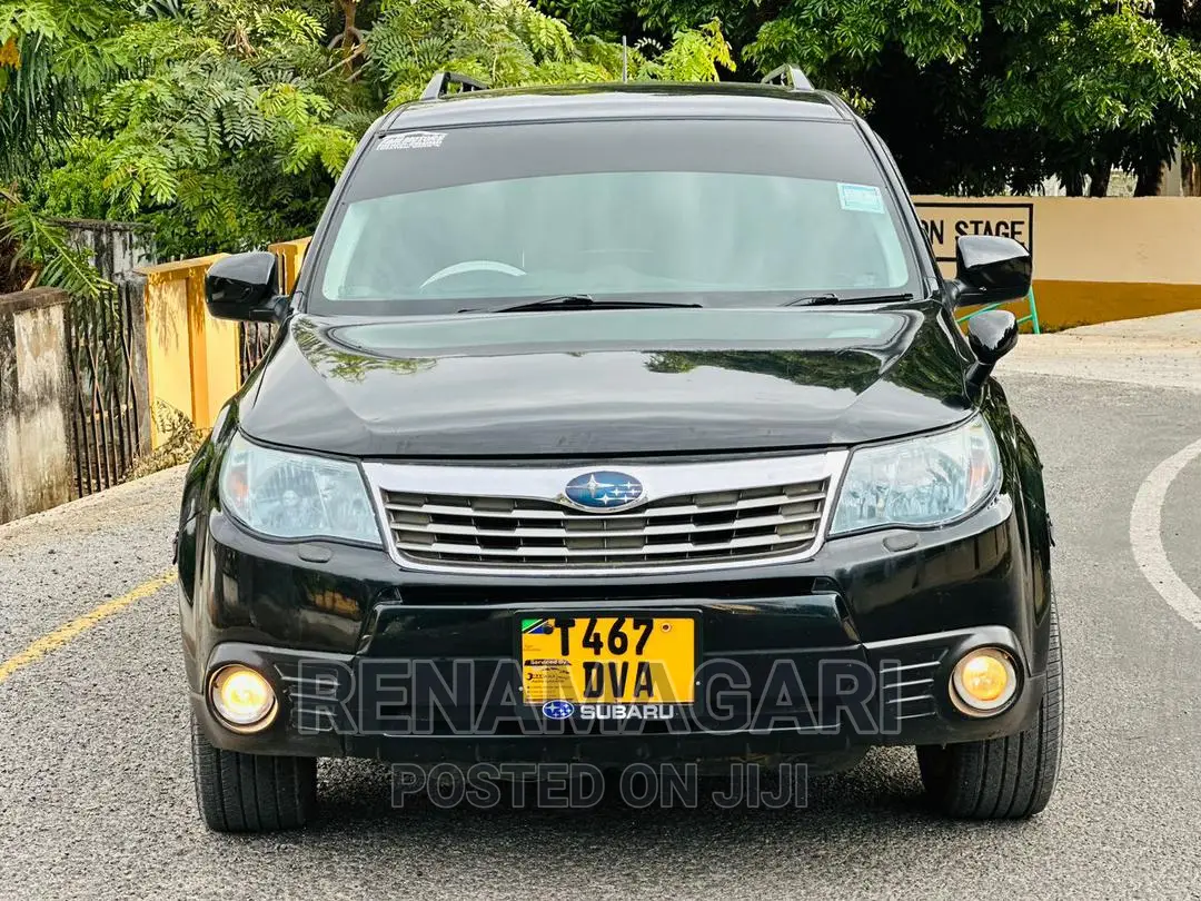 Subaru Forester 2010 Black