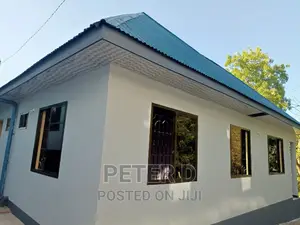Photo - 3bdrm Apartment in Kimara for rent