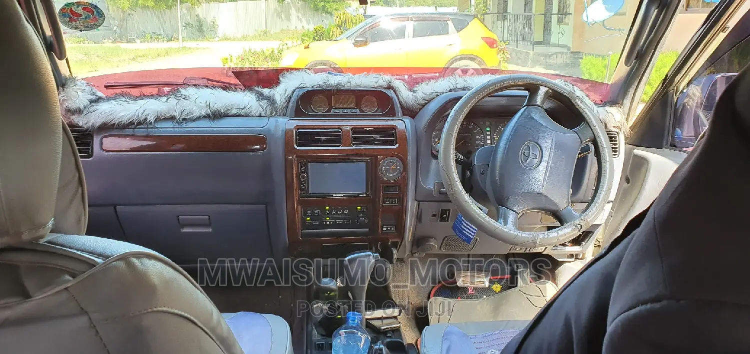 Toyota Land Cruiser Prado 1999 Silver
