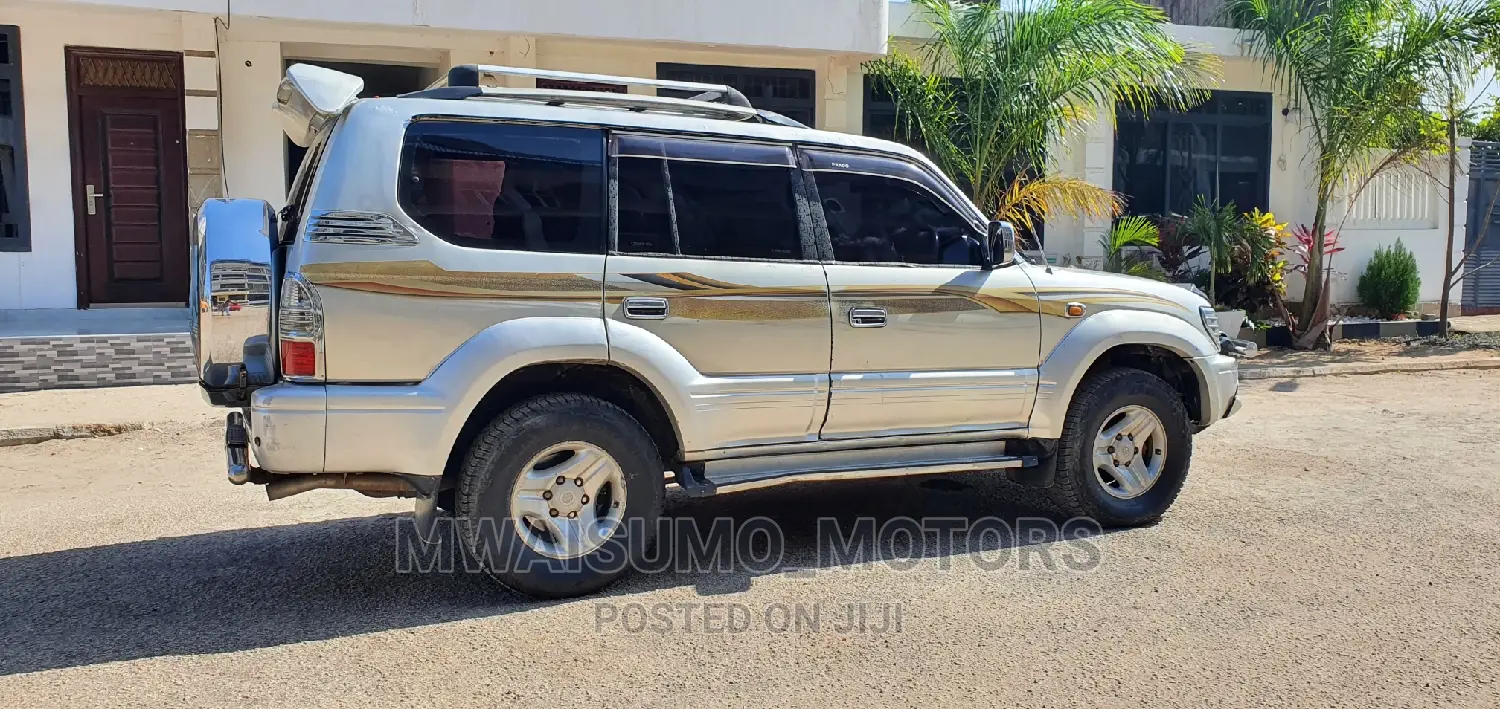 Toyota Land Cruiser Prado 1999 Silver
