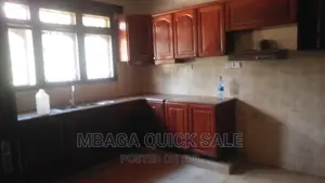 4bdrm Bungalow in Mbagaestate, Kinondoni for sale