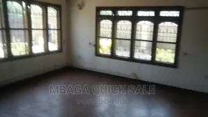 4bdrm Bungalow in Mbagaestate, Kinondoni for sale