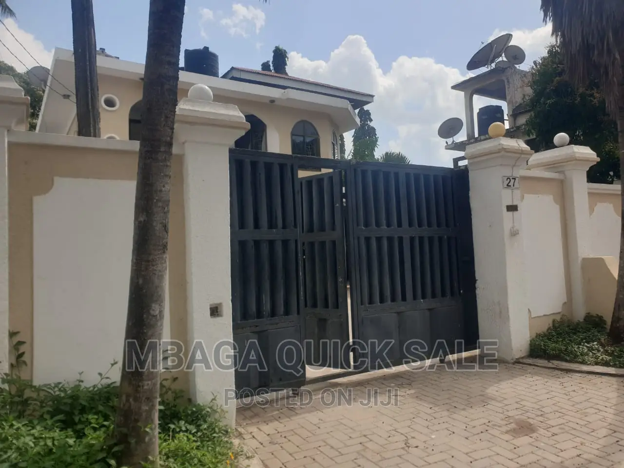4bdrm House in Bima Rd, Mikocheni for sale