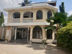 4bdrm House in Bima Rd, Mikocheni for sale