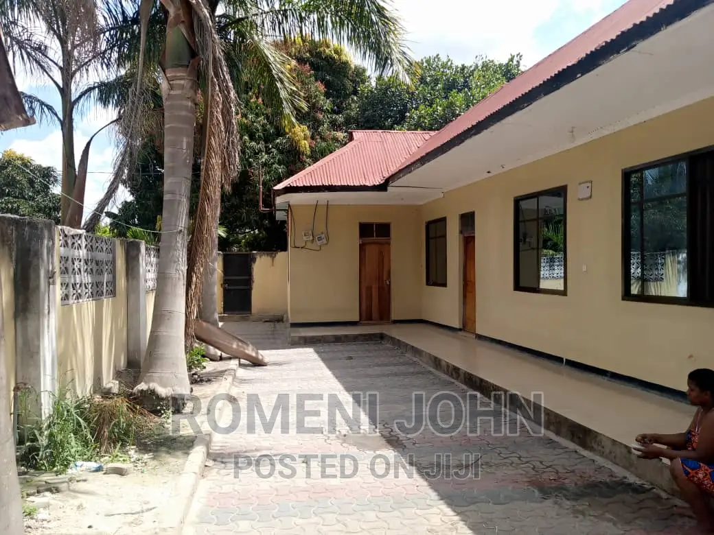 11bdrm House in Tanzania Dsm Ukonga, Ilala for sale