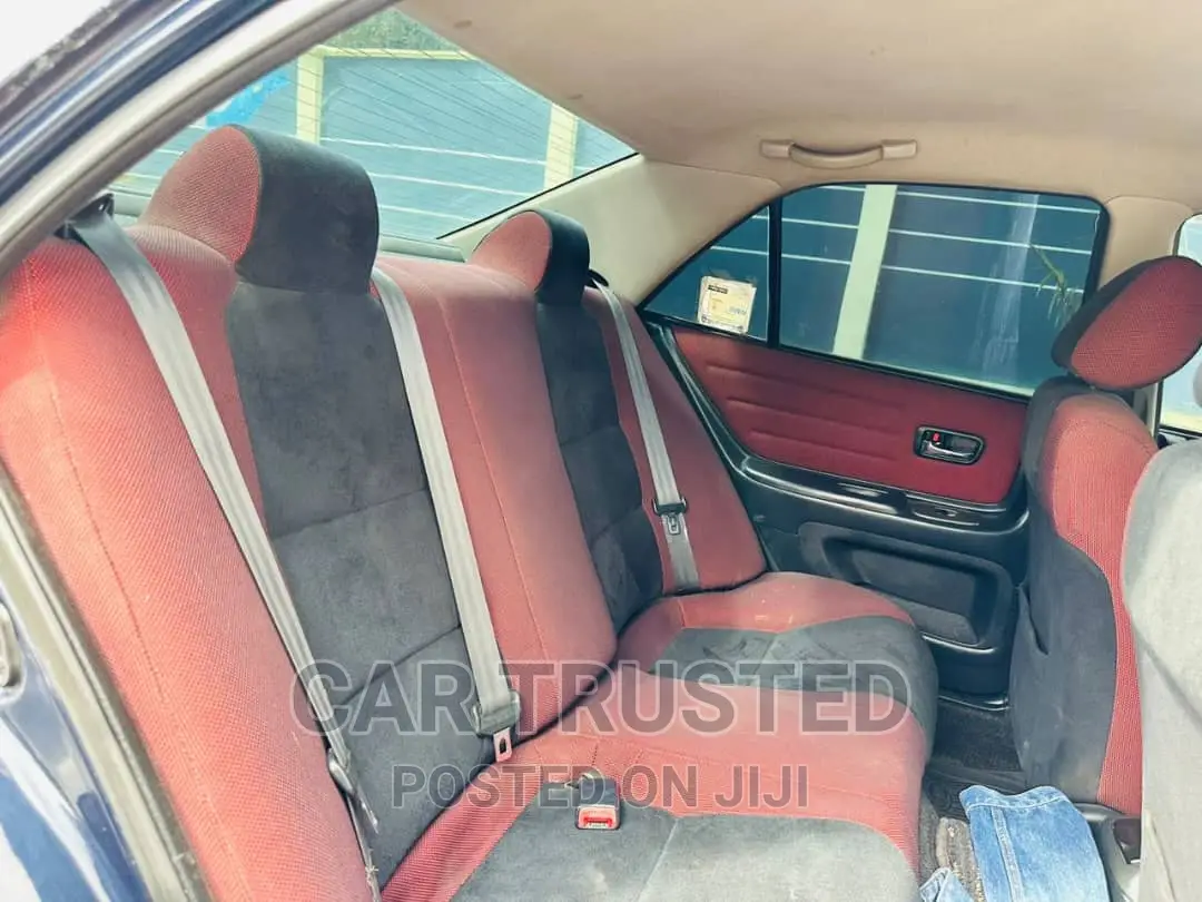 Toyota Altezza 2004 Blue
