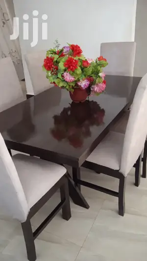 Dinning Table (Mkongo Wood)