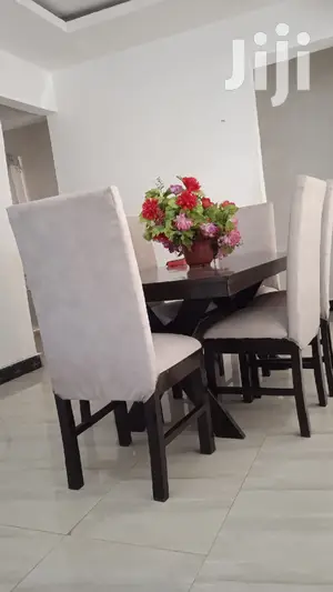Dinning Table (Mkongo Wood)
