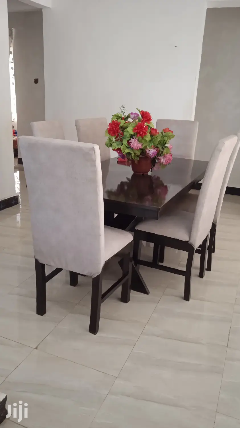 Dinning Table (Mkongo Wood)