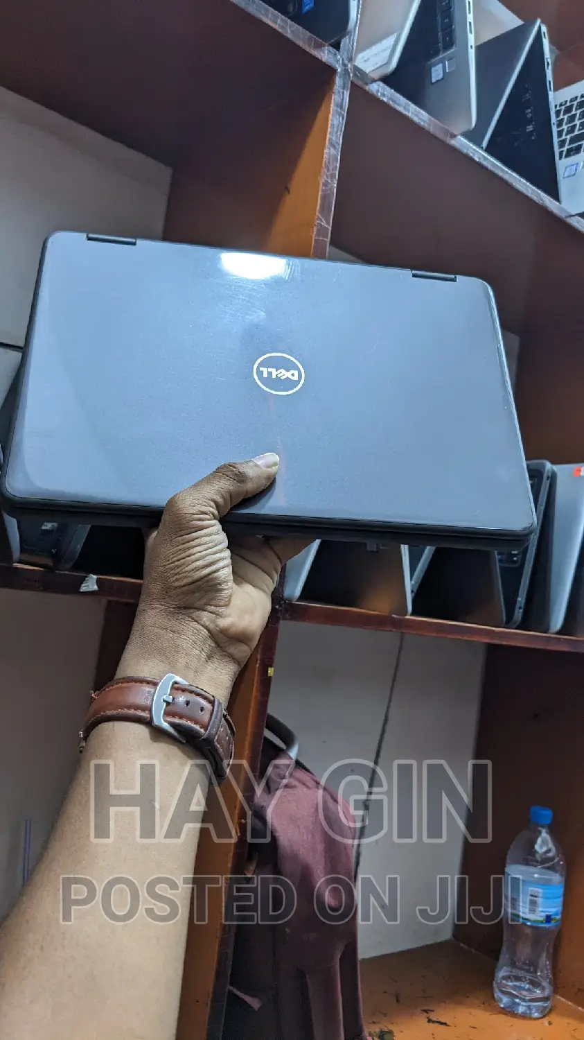 New Laptop Dell Latitude 3189 4GB Intel SSD 128GB