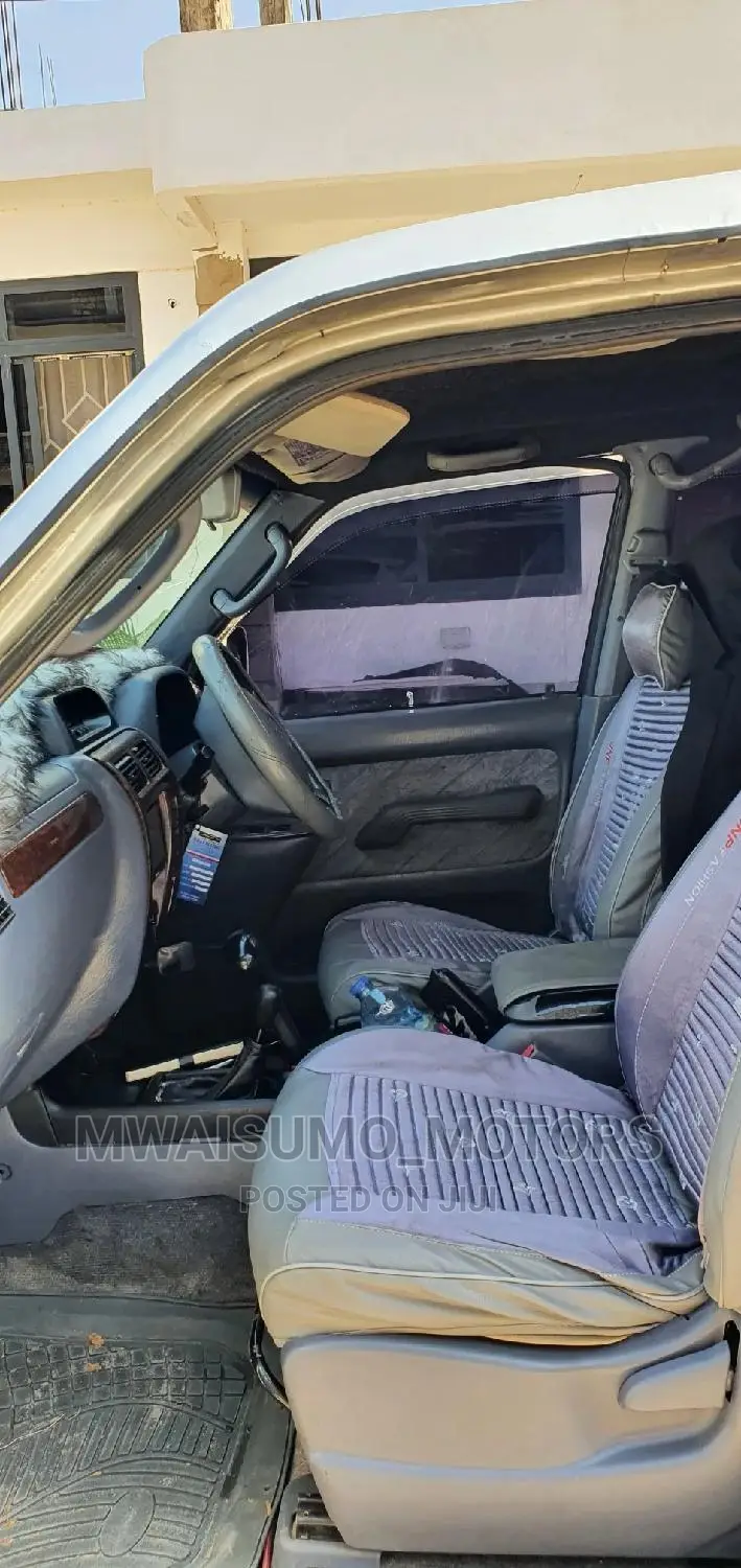 Toyota Land Cruiser Prado 1999 Silver