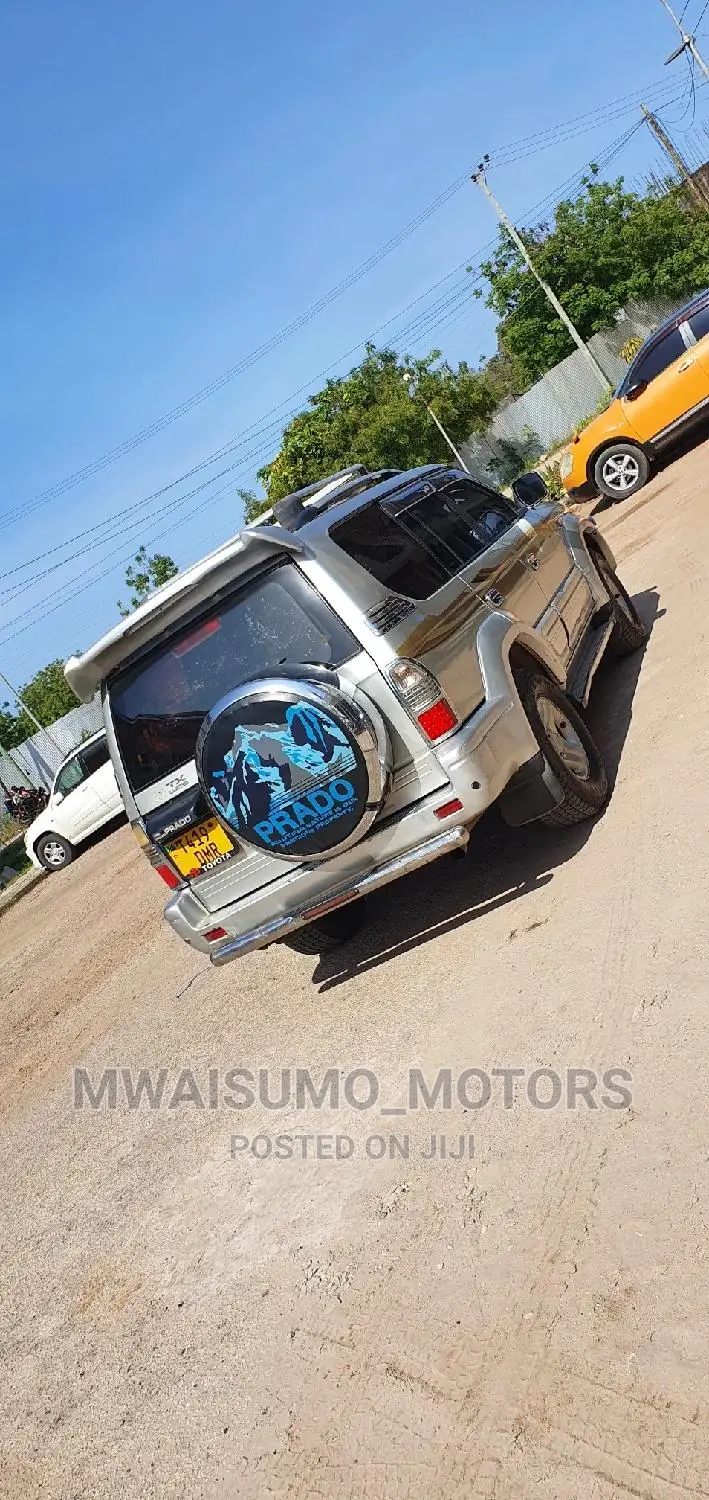Toyota Land Cruiser Prado 1999 Silver