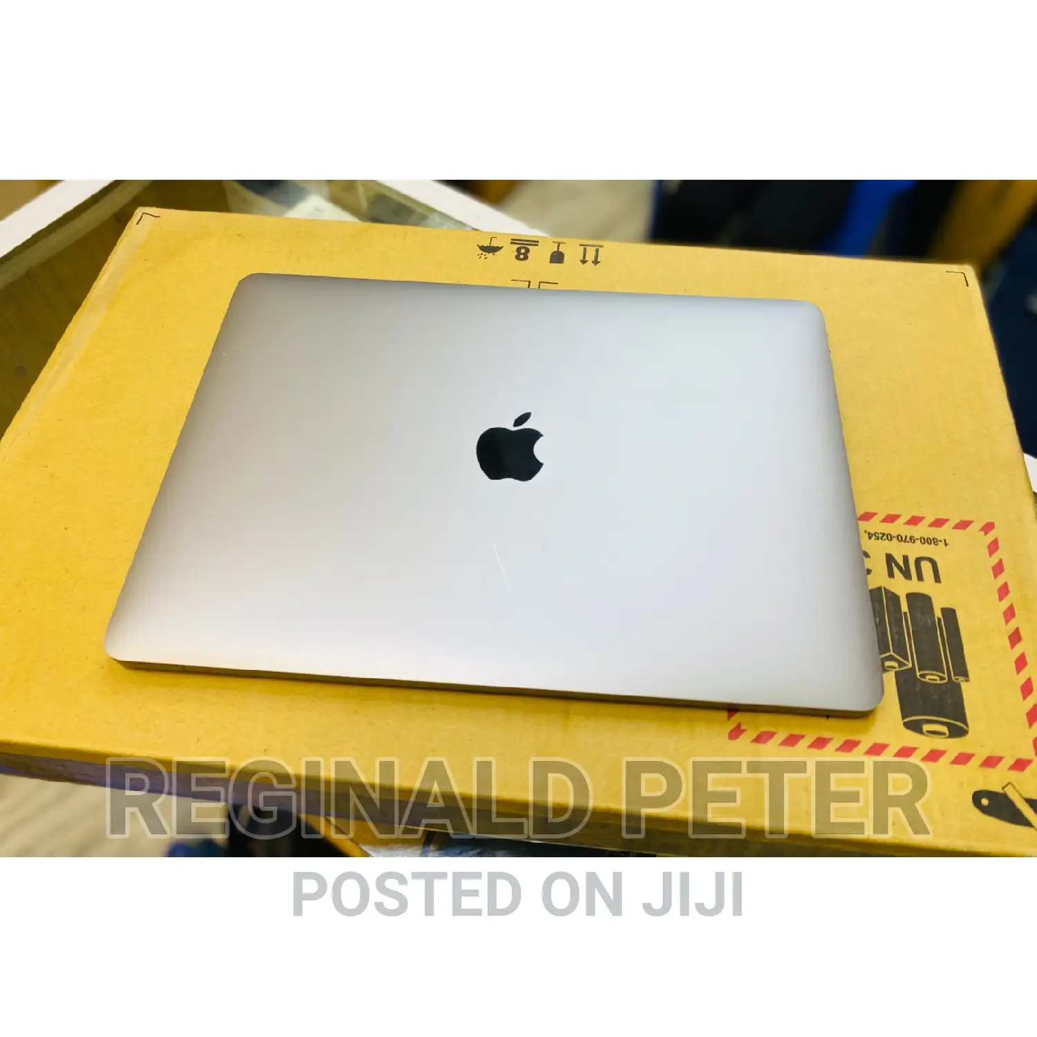 Laptop Apple MacBook Pro 2018 8GB Intel Core I5 SSD 250GB