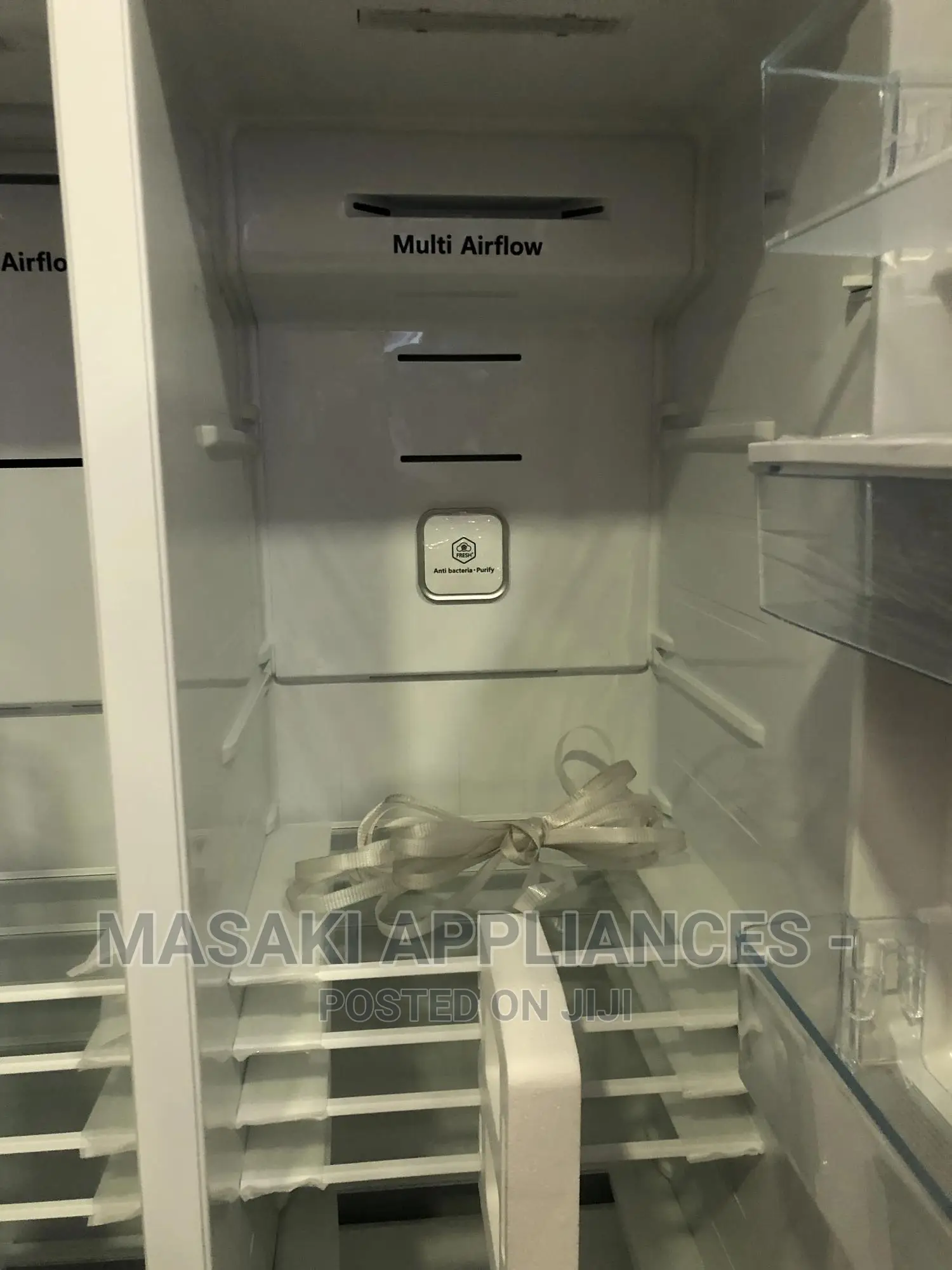 New Hisense 564L Side by Side Refrigerator | RC-67WS4SA