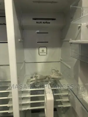 New Hisense 564L Side by Side Refrigerator | RC-67WS4SA