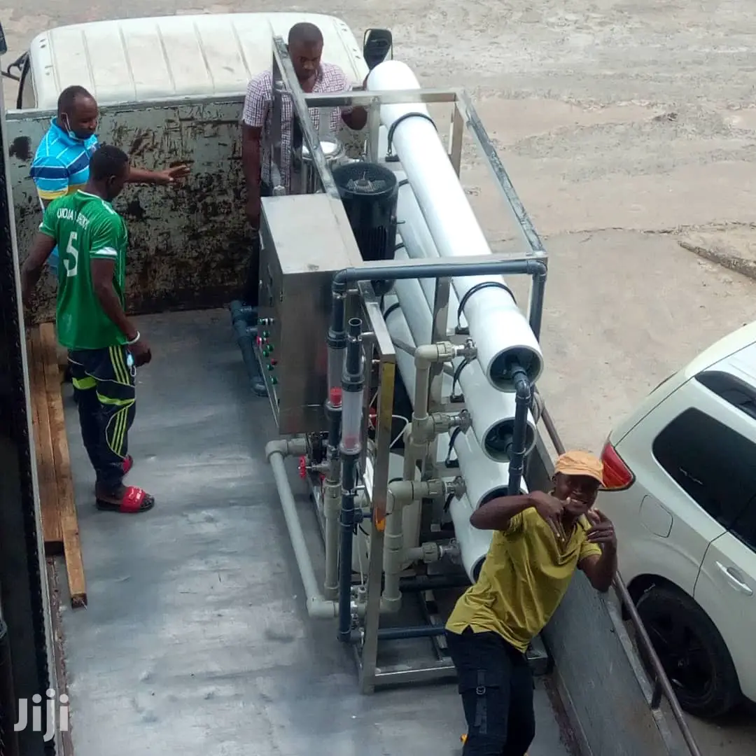 Machine Za Kuchuja Maji Chumvi, Magadi Kuwa Maji Malaini