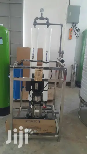 Machine Za Kuchuja Maji Chumvi, Magadi Kuwa Maji Malaini