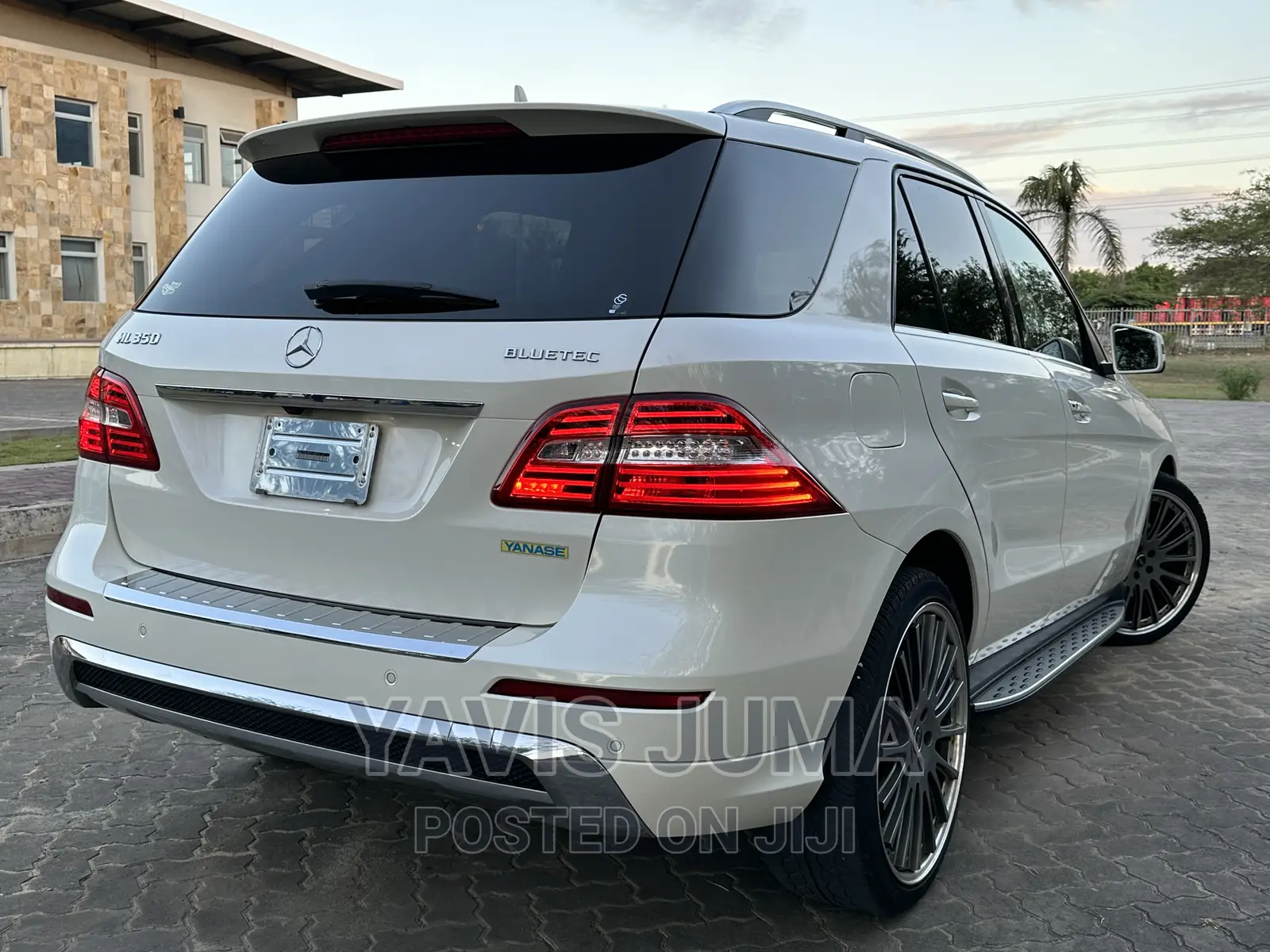 Mercedes-Benz M Class 2013 White