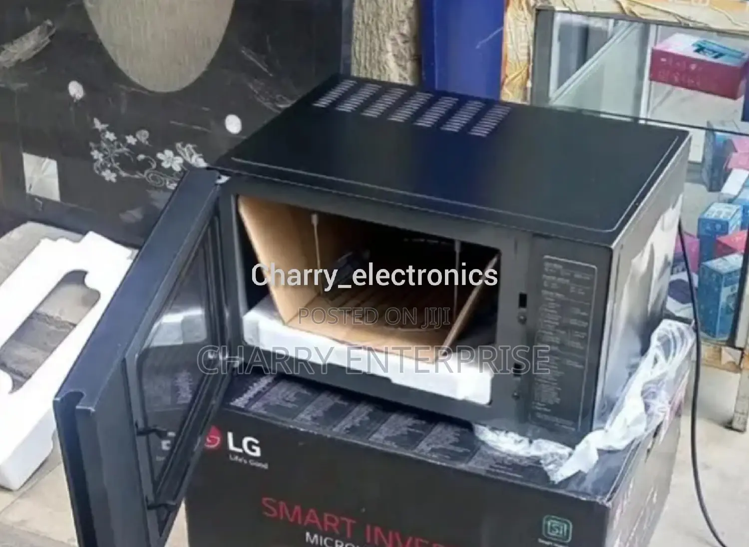 ORIGINAL LG Microwave Oven 42L With Grill