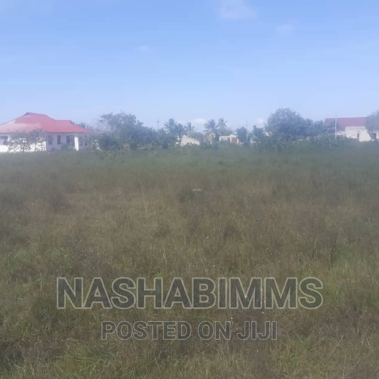 5 Acres Yard for Sale in DSM