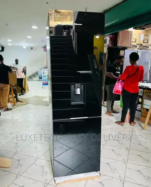 Hisense Refrigerator 270L With Water Dispenser Glass Doors