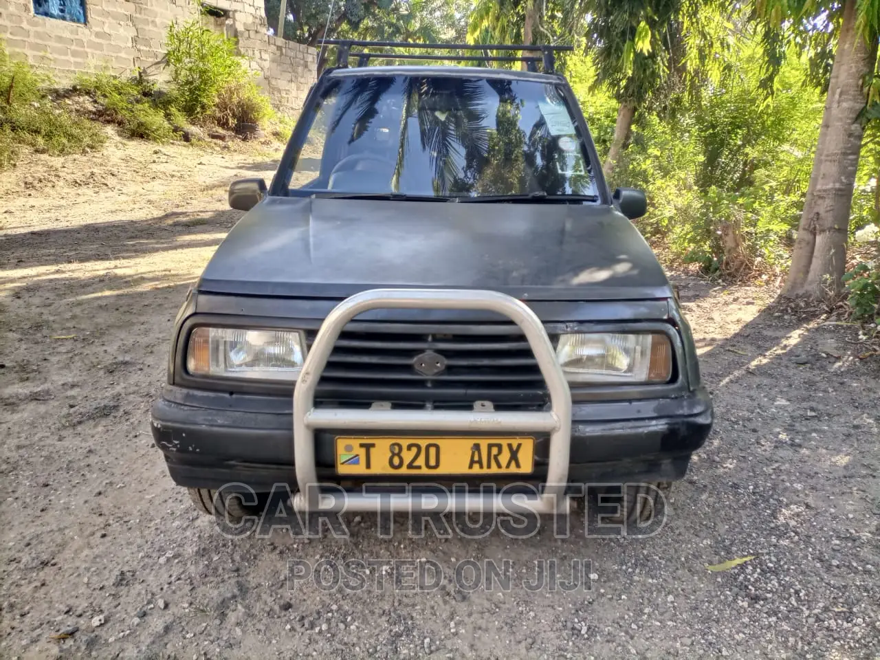 Suzuki Escudo 2000 Black