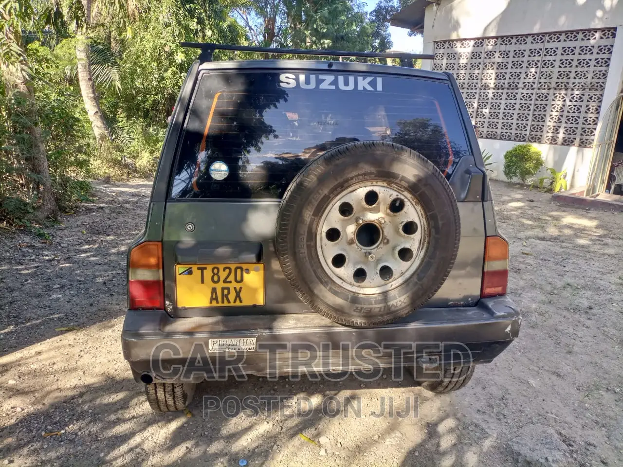 Suzuki Escudo 2000 Black