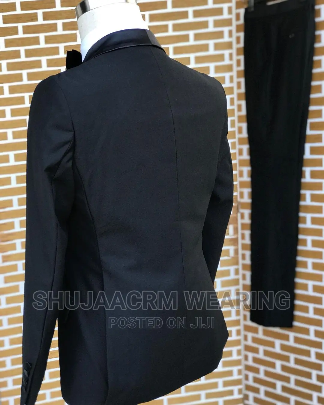 Men's Suit Official