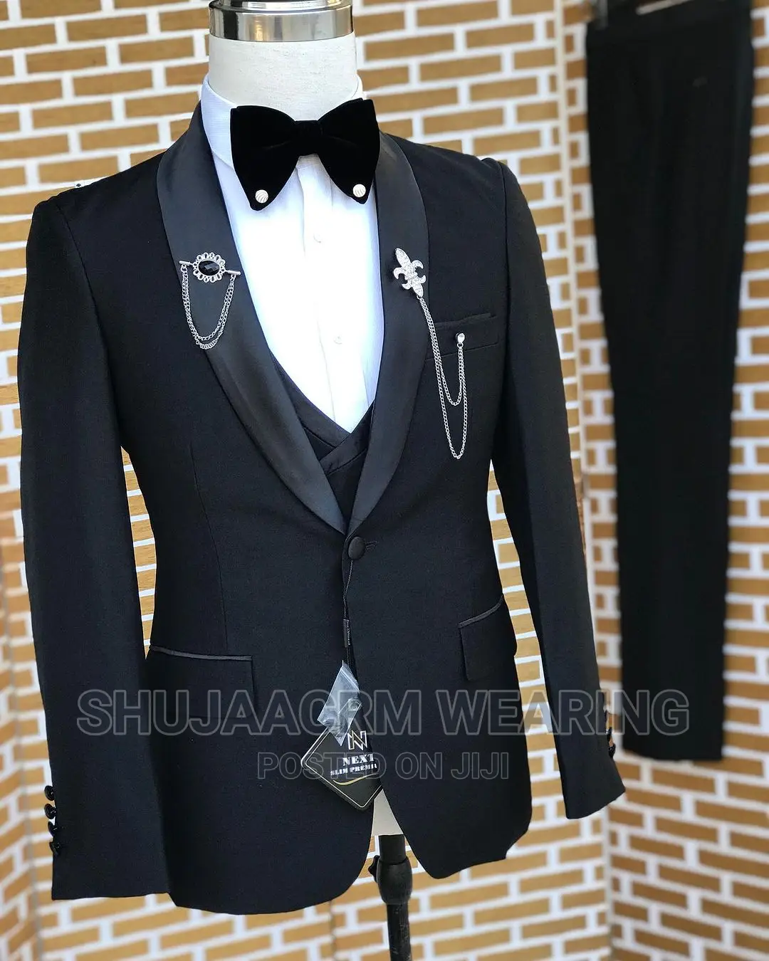 Men's Suit Official