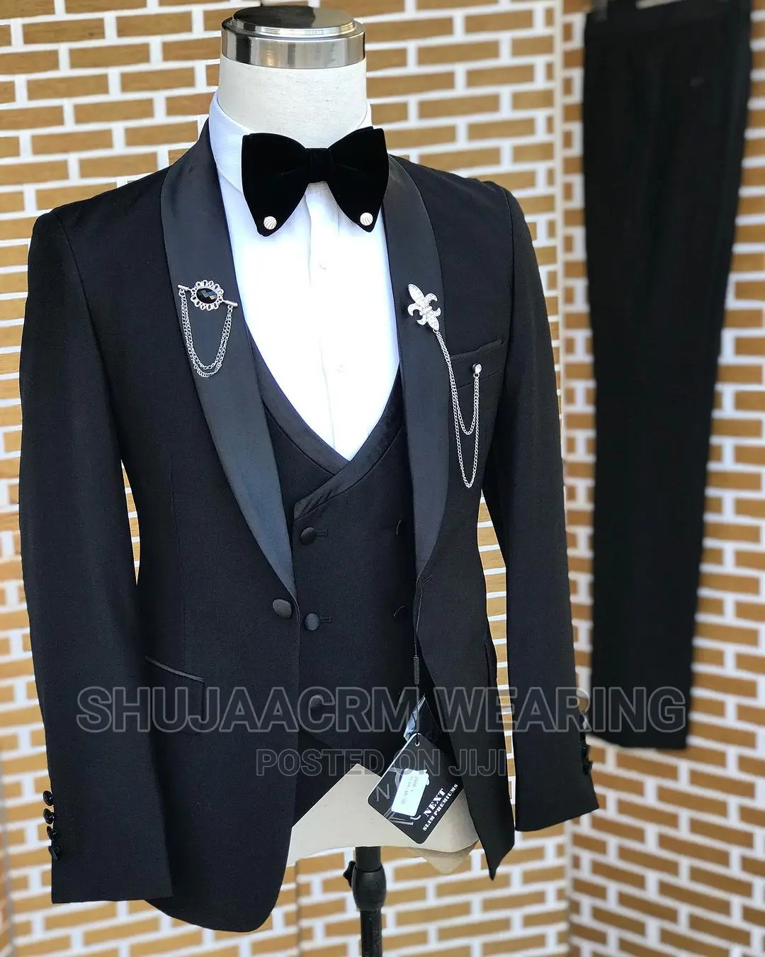 Men's Suit Official