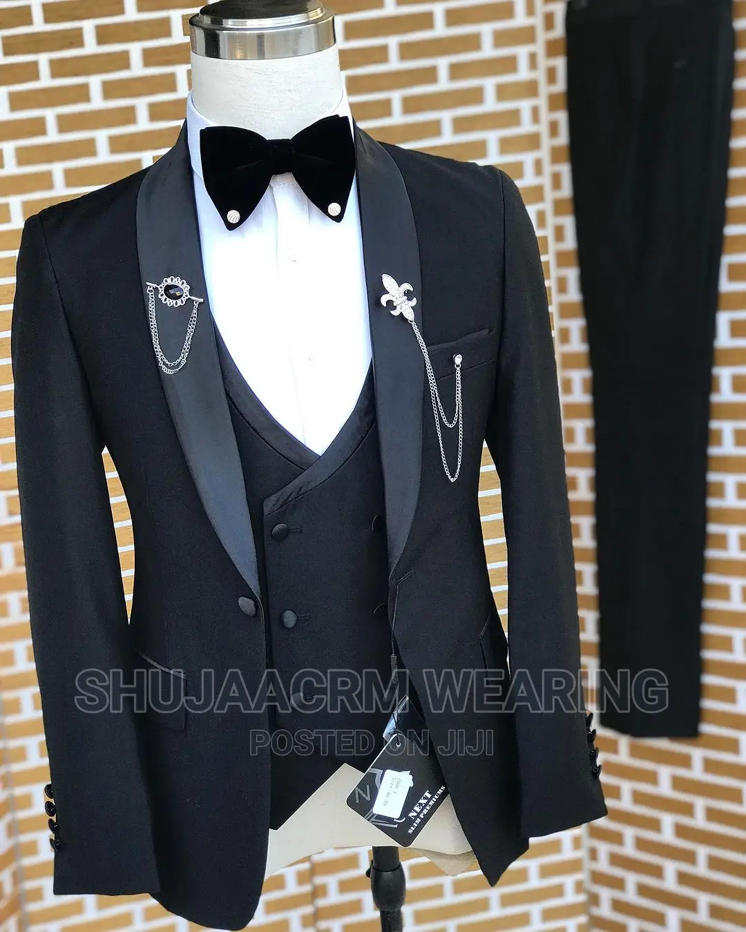 Men's Suit Official