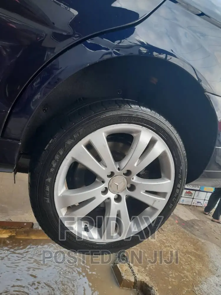 Mercedes-Benz C-Class 2008 Black