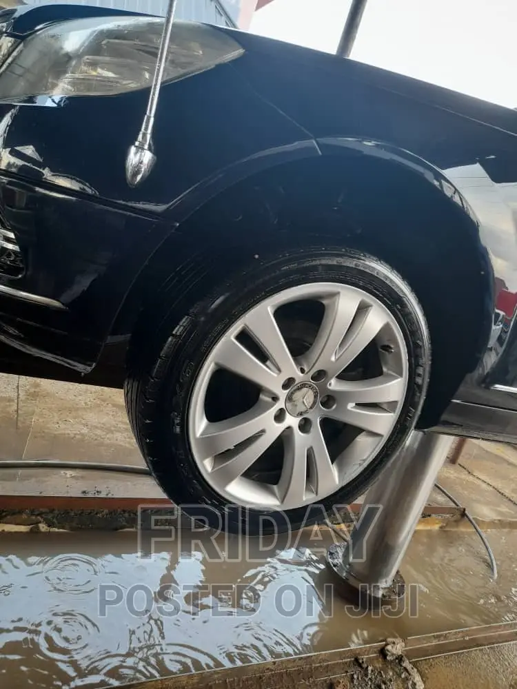 Mercedes-Benz C-Class 2008 Black