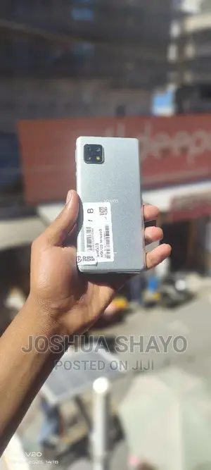 Sharp Aquos sense5G 64 GB Silver