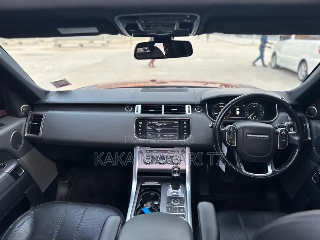 Land Rover Range Rover 2015 Red
