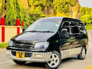 Toyota Noah 2005 Black
