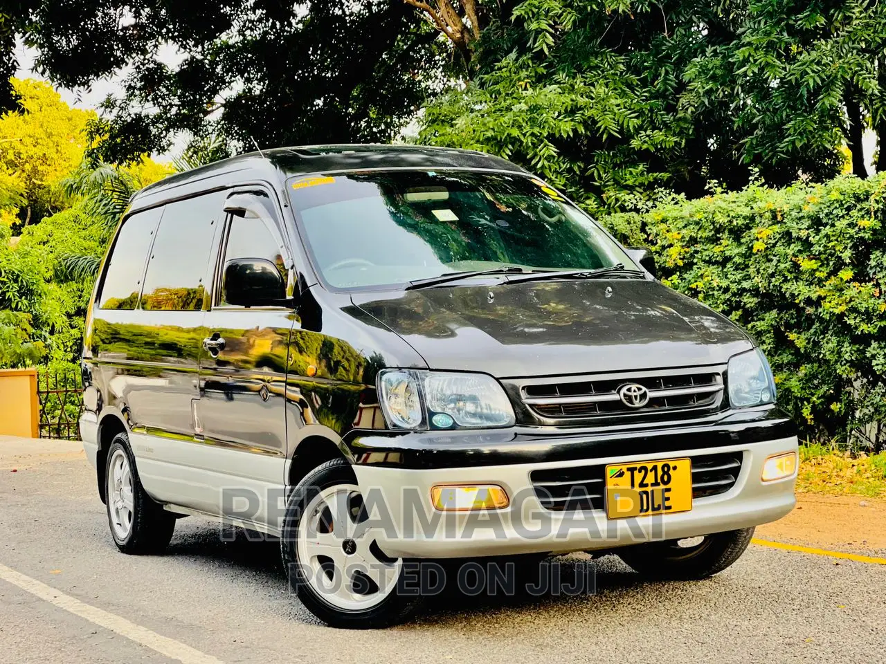 Toyota Noah 2005 Black