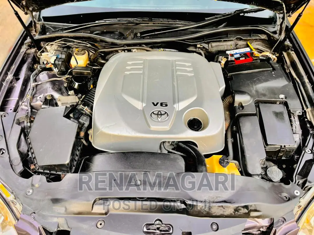 Toyota Crown 2006 Gray