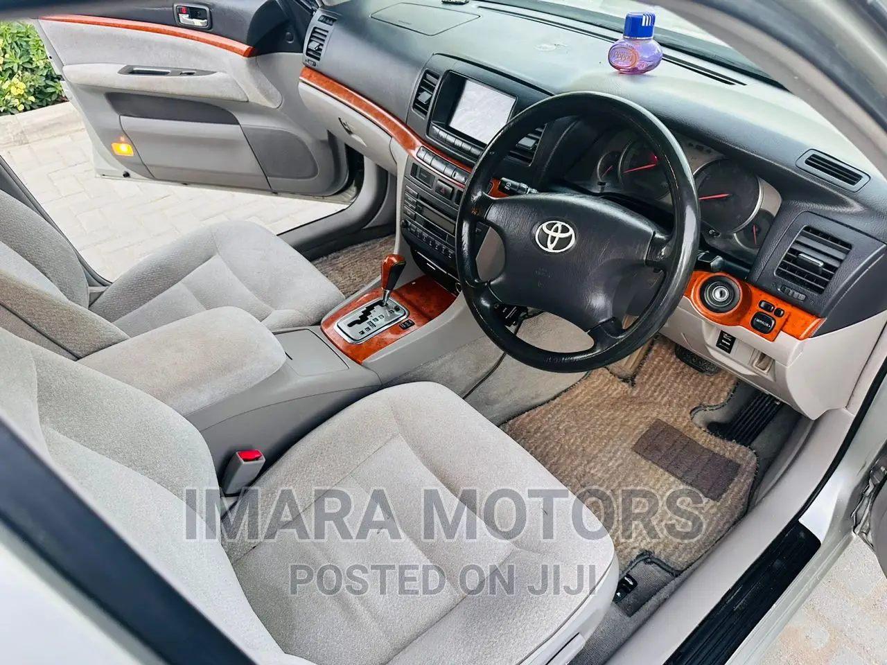 Toyota Mark II 2002 Silver