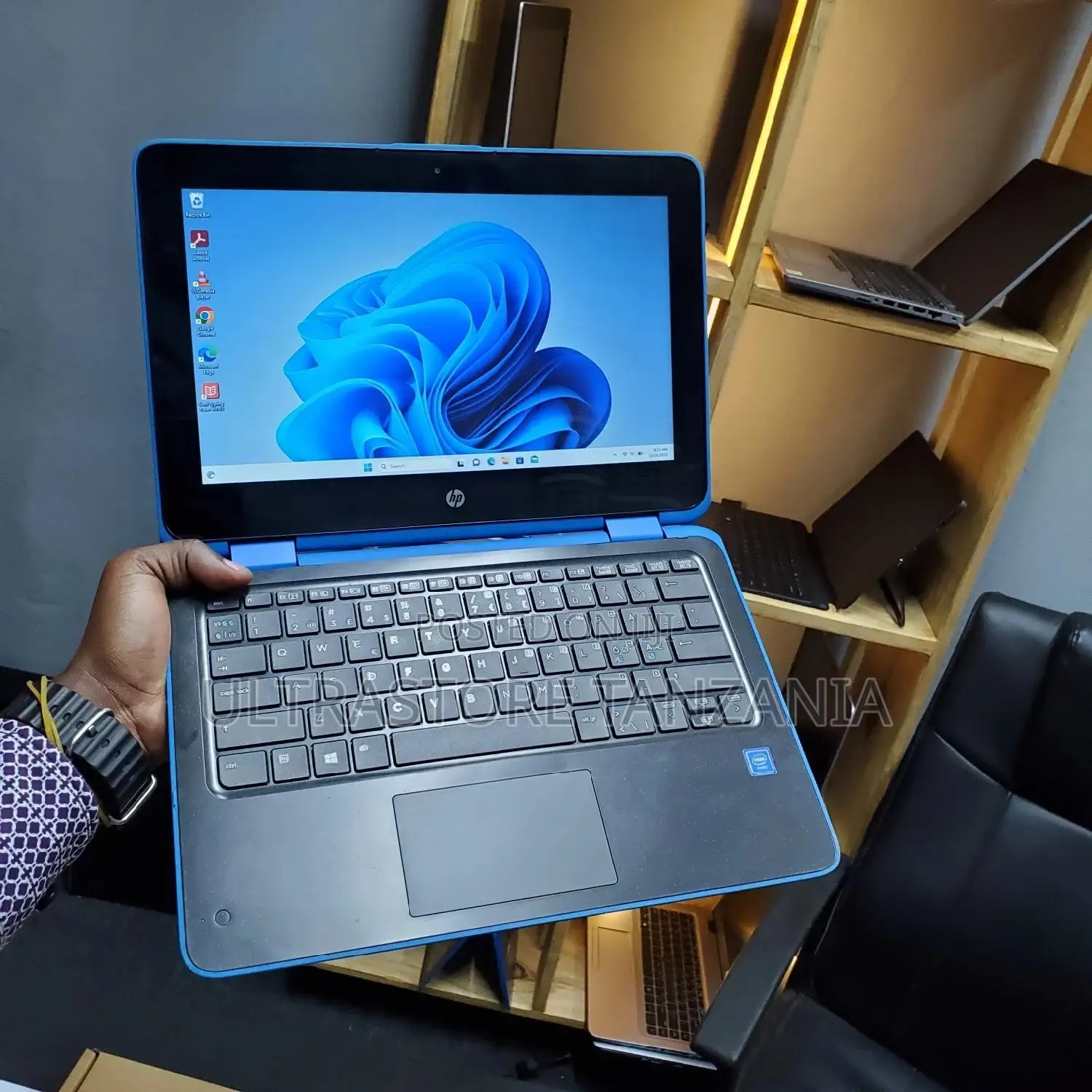 New Laptop HP ProBook 11 G2 EE 4GB Intel Pentium SSD 72GB
