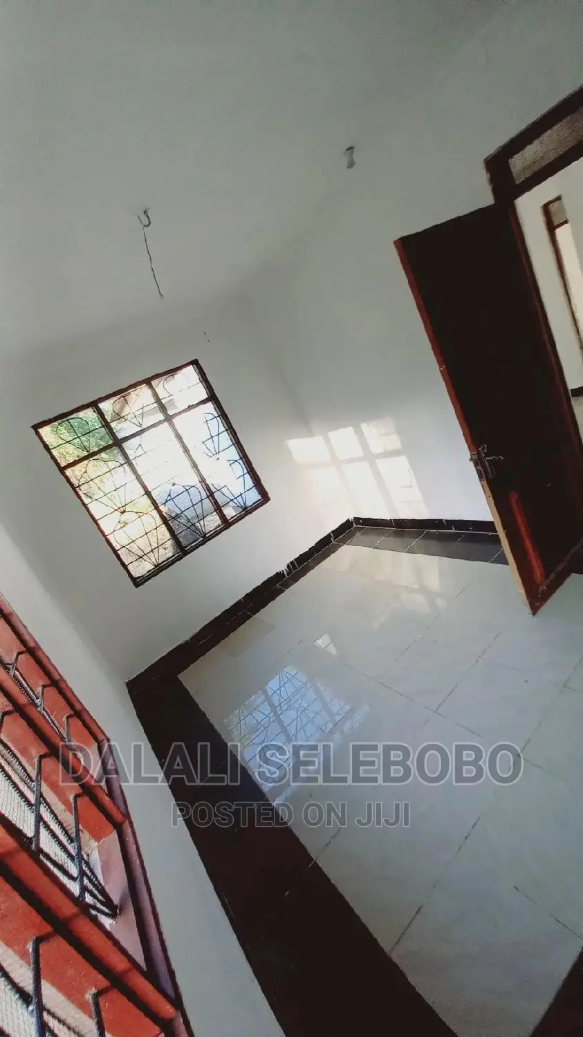 3bdrm Bungalow in Kimara Baruti for rent