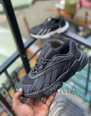 Mens Sneakears Adidas