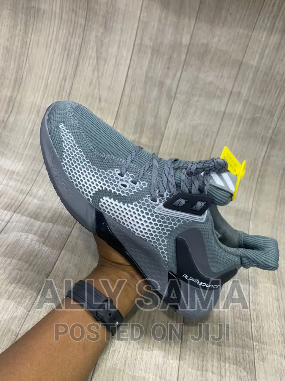 Mens Sneakers Adidas Alpha Original