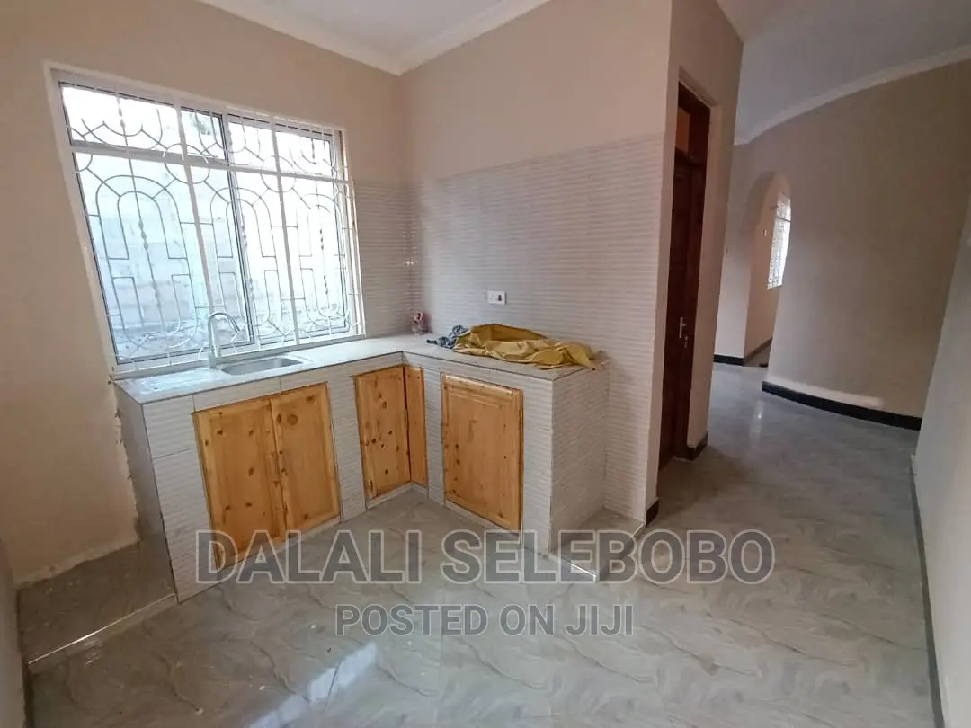 3bdrm Bungalow in Kimara Temboni for rent