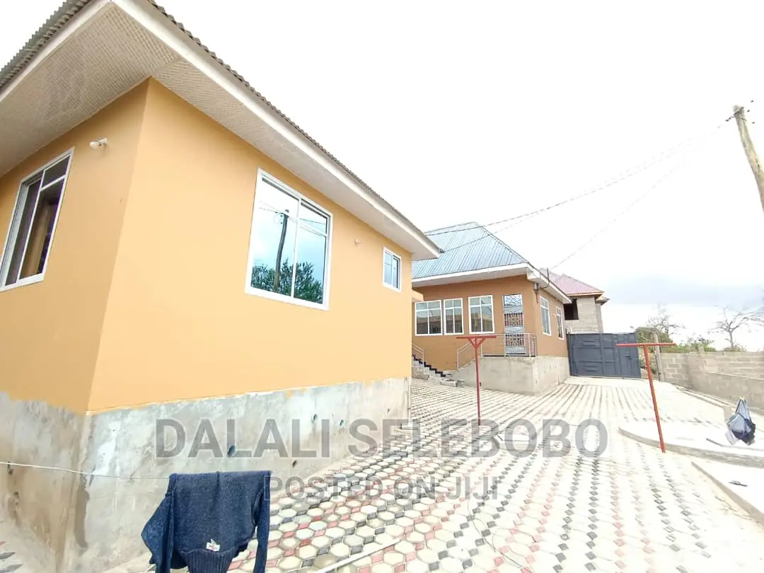 3bdrm Bungalow in Kimara Temboni for rent